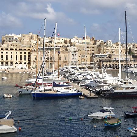 فيلا Entire Senglea Seaview Town House المظهر الخارجي الصورة